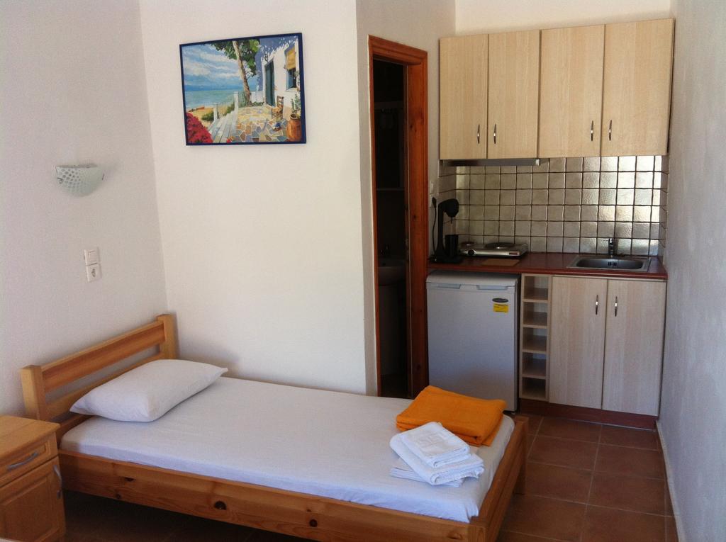 Lydia Mare Aparthotel Ágios Kírykos Exterior foto